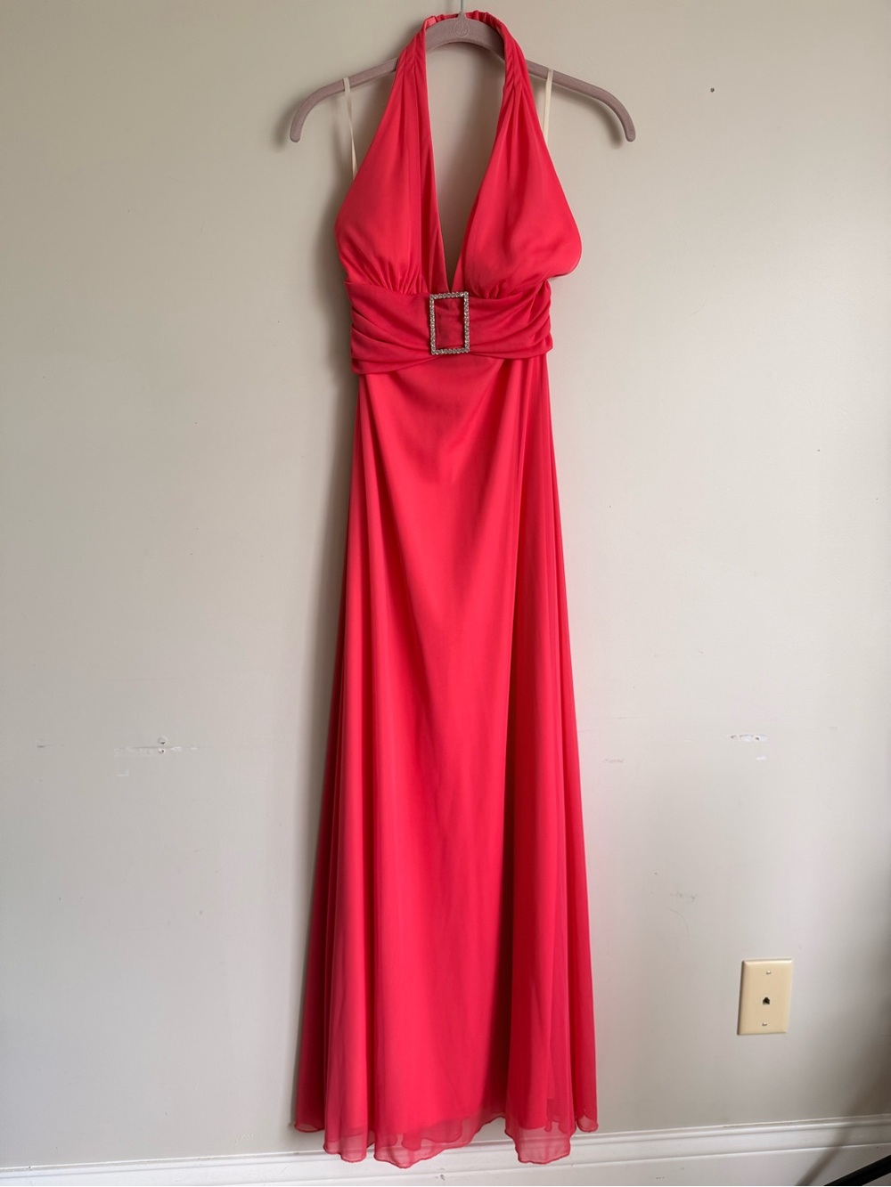 Halter-Neck Coral Evening Gown with Rhinestone Buckle